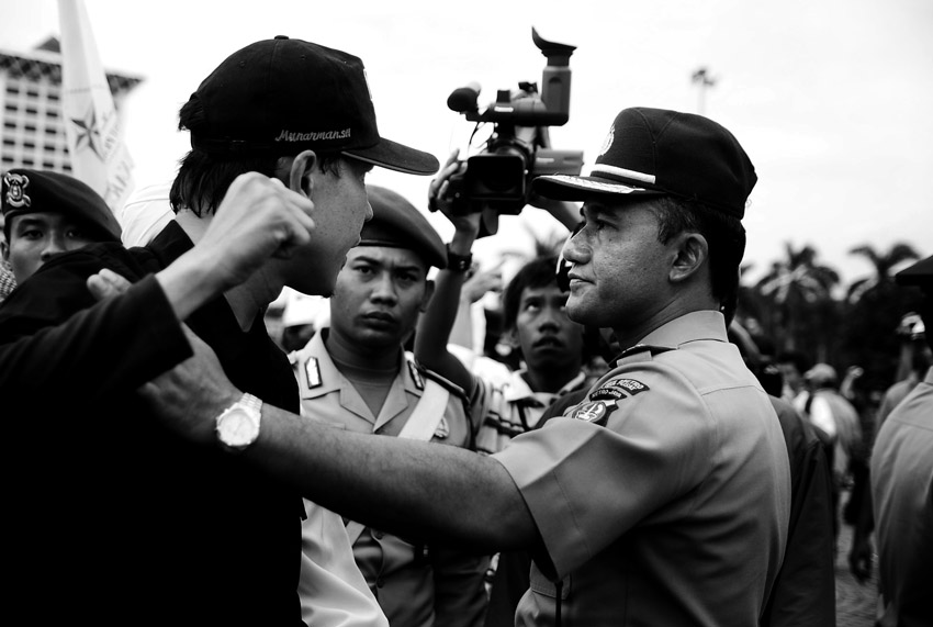 Mencegah kemungkaran